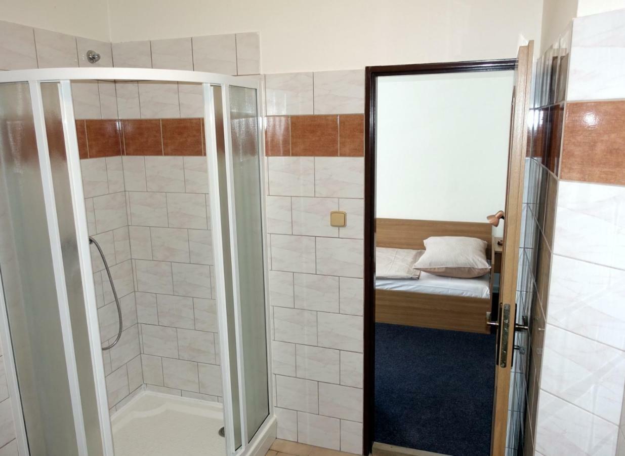 Hotel Staric Jesenik Ngoại thất bức ảnh